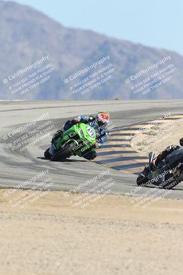 media/Oct-05-2025-CVMA (Sun) [[beeef4f201]]/Race 11-500-400(4)-350 Supersport/
